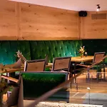 Hotel Tannenhof 3*