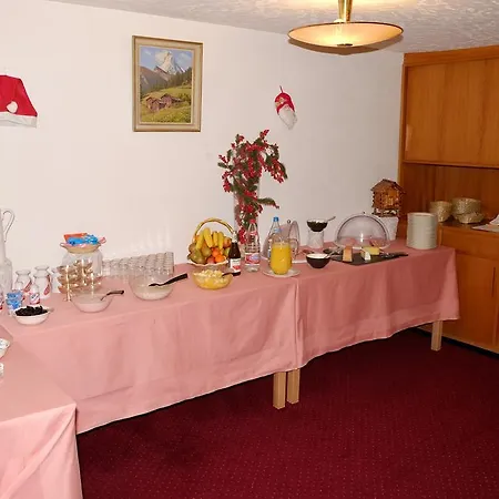 Tannenhof زيرمات