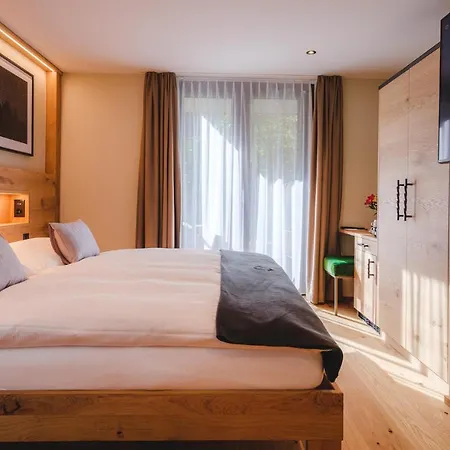 Tannenhof 3* زيرمات