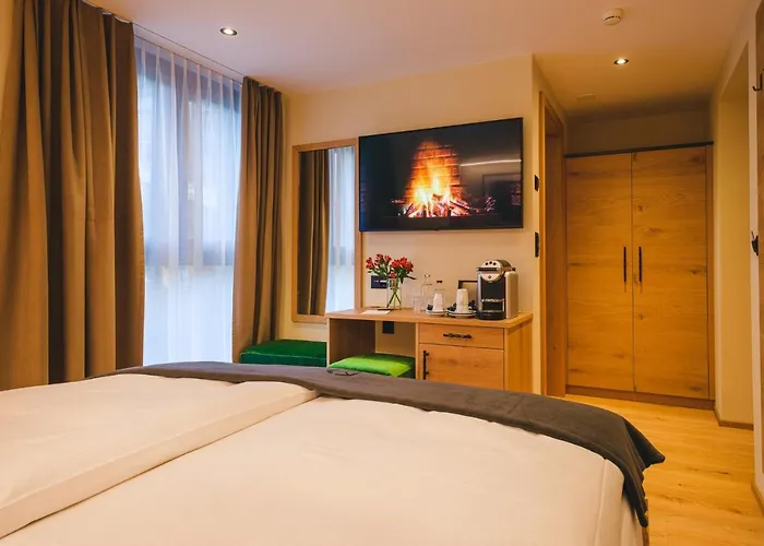 Отель Tannenhof 3*